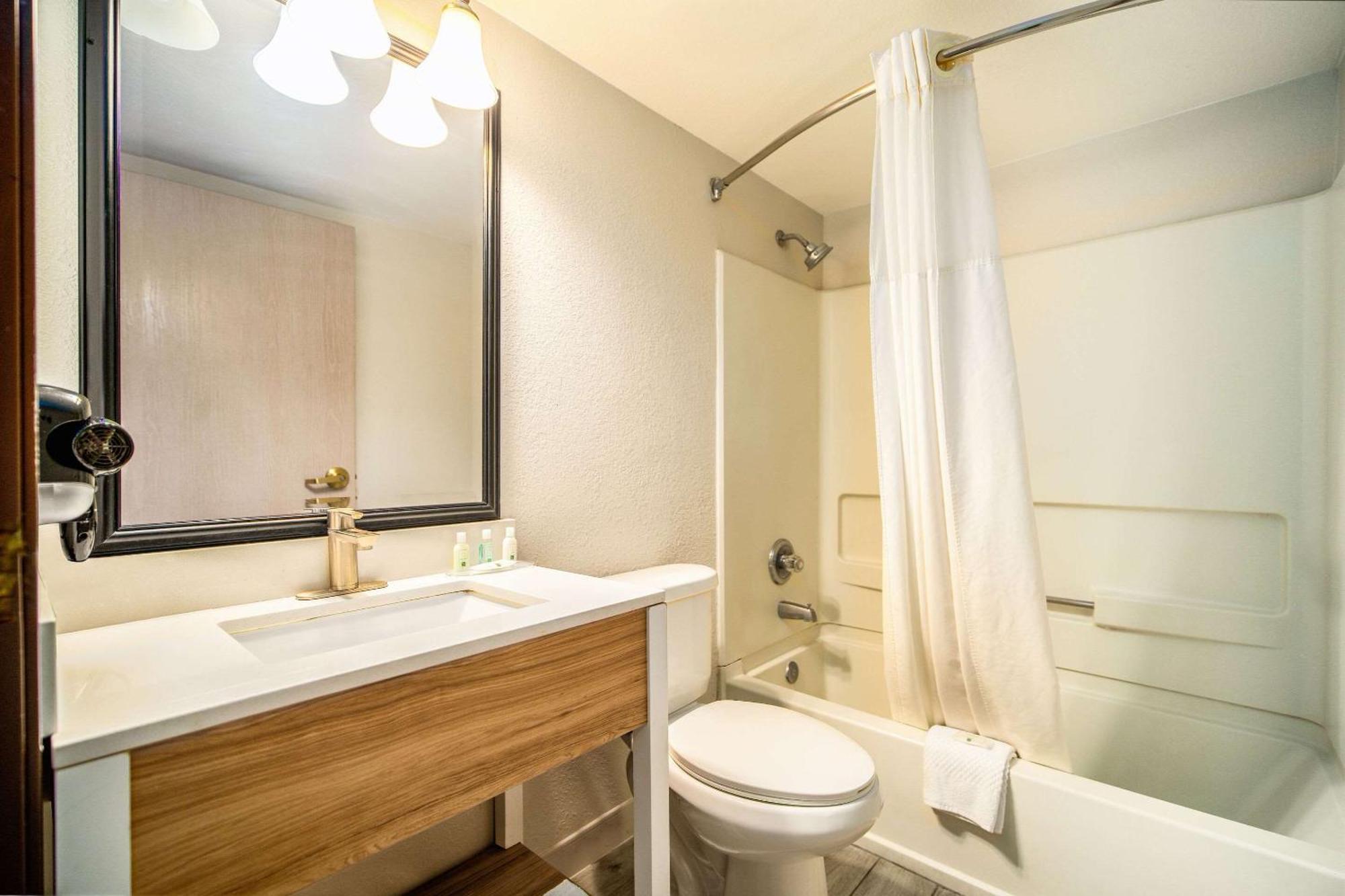 Quality Inn Chandler I-10 Exterior photo